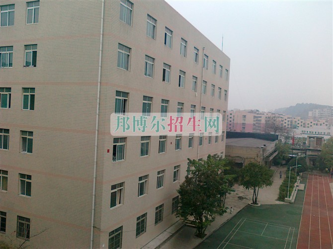貴陽鐵路高級(jí)技工學(xué)校網(wǎng)站網(wǎng)址
