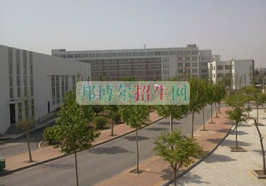 菏澤醫(yī)學(xué)專(zhuān)科學(xué)校