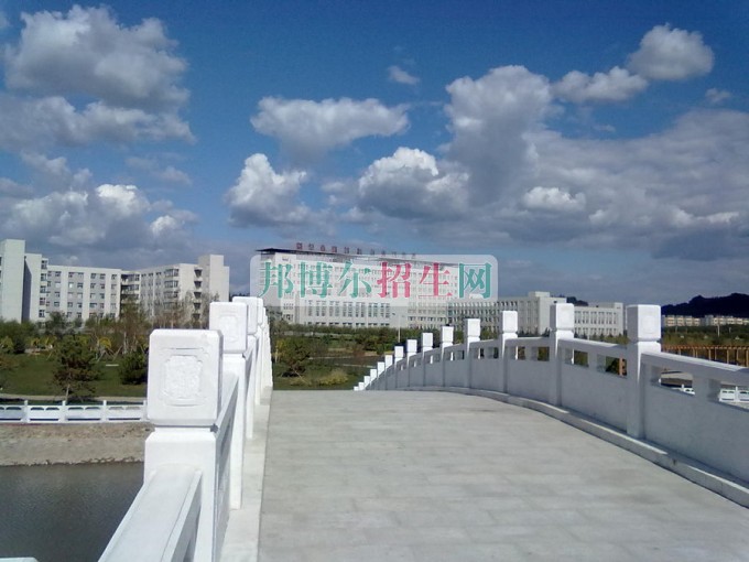 哪個大專學(xué)校的計(jì)算機(jī)多媒體技術(shù)好