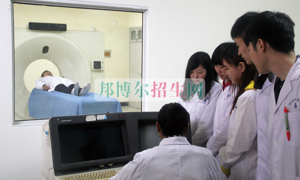 初中畢業(yè)學(xué)醫(yī)學(xué)影像專(zhuān)業(yè)怎么樣