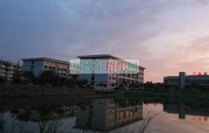中?？祻?fù)治療升大專