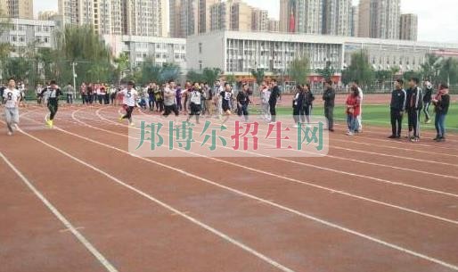 成都可以讀應(yīng)用電子技術(shù)的大專(zhuān)學(xué)校