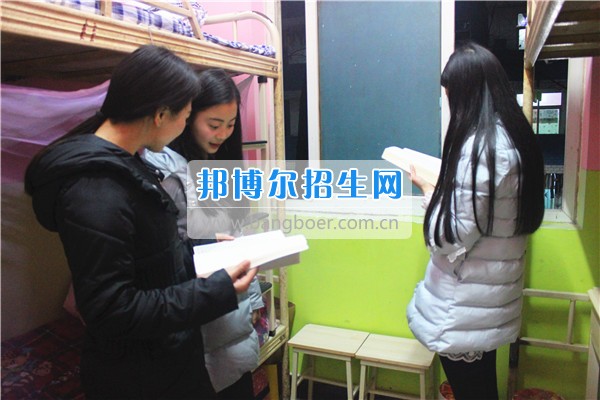 成都希望幼師學(xué)校是責(zé)任？更是一種愛(ài)！