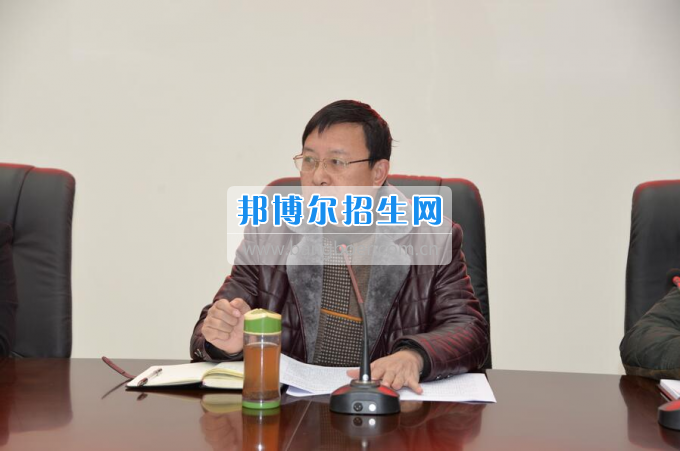川南幼兒師范高等?？茖W(xué)校召開安全穩(wěn)定工作形勢(shì)研判會(huì)