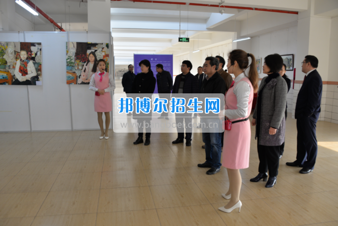 川南幼兒師范高等?？茖W校迎接隆昌縣創(chuàng)建第四屆省級文明城市測評組考評