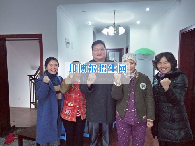 重慶航天職業(yè)技術(shù)學(xué)院關(guān)心學(xué)生生活、關(guān)注學(xué)生成長(zhǎng)