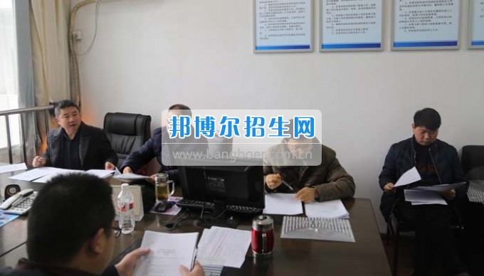 四川省古藺縣職業(yè)高級中學校集智匯力，全力推進依法治校