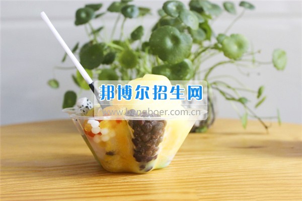 成都希望航空職業(yè)學校美味冷飲大曝光！據(jù)說，正數(shù)第三的是同學們最喜愛的冷飲！