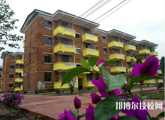都勻中等職業(yè)技術(shù)學校怎么樣、好不好
