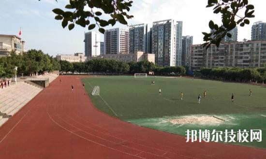 重慶渝北職業(yè)教育中心2020年報(bào)名條件、招生要求、招生對(duì)象