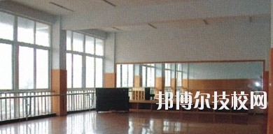 四川現(xiàn)代藝術學校2020年報名條件、招生要求、招生對象
