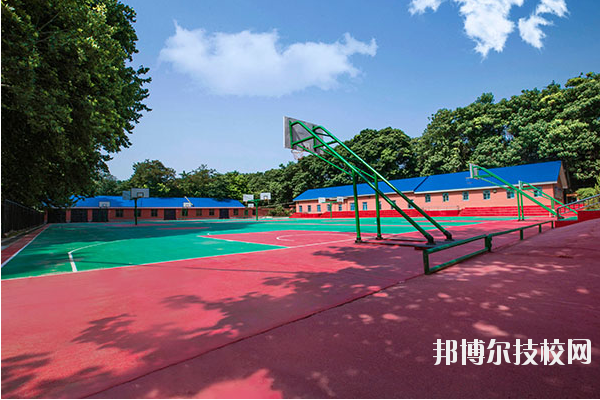 西安鐵道職業(yè)學校2020年報名條件、招生要求、招生對象
