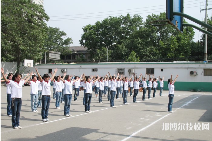 西安利君醫(yī)藥技工學(xué)校2020年報(bào)名條件、招生要求、招生對(duì)象 