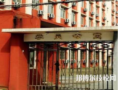 江西贛江技工學(xué)校2020年報(bào)名條件、招生要求、招生對(duì)象 
