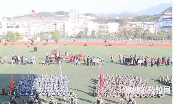 平塘中等職業(yè)學(xué)校2020年報名條件、招生要求、招生對象