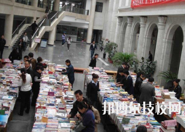 甘肅省郵電學(xué)校2020年報(bào)名條件、招生要求、招生對象
