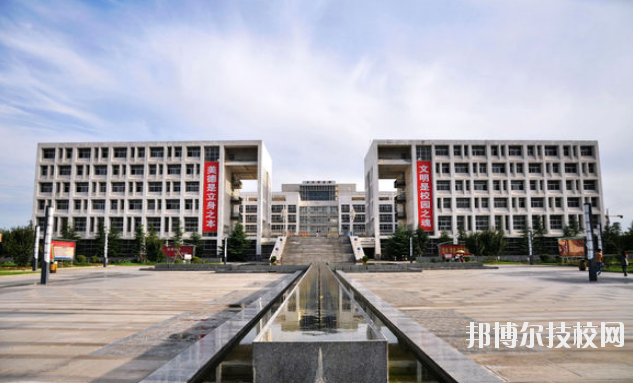 陜西商貿(mào)學(xué)院附屬中職校2020年報(bào)名條件、招生要求、招生對(duì)象 