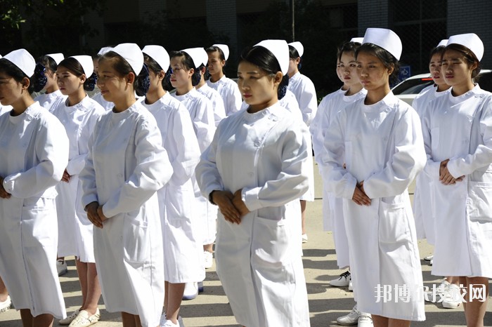 石家莊和平醫(yī)學(xué)中等專業(yè)學(xué)校2020年報(bào)名條件、招生要求、招生對象