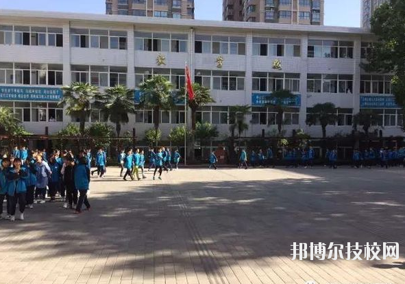 西安市機(jī)電職業(yè)技術(shù)學(xué)校2020年報(bào)名條件、招生要求、招生對(duì)象 
