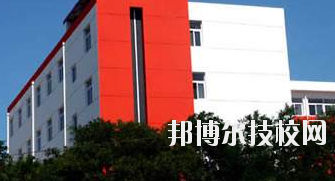 長慶石油學(xué)校2020年報(bào)名條件、招生要求、招生對(duì)象