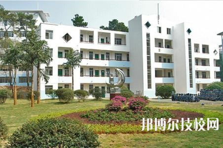  上高職業(yè)技術(shù)學(xué)校怎么樣、好不好