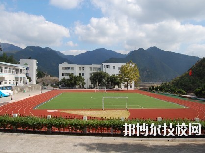 寧波四明職業(yè)高級(jí)中學(xué)2020年報(bào)名條件、招生要求、招生對(duì)象