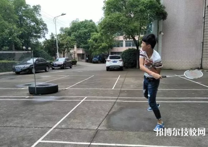江西新興產(chǎn)業(yè)工程學(xué)校2020年報(bào)名條件、招生要求、招生對(duì)象