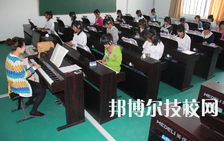 華亭職業(yè)教育中心怎么樣、好不好