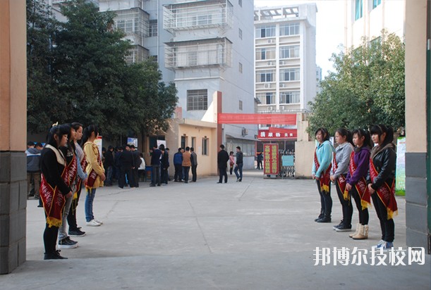 江西電子工業(yè)中等專(zhuān)業(yè)學(xué)校2020年報(bào)名條件、招生要求、招生對(duì)象