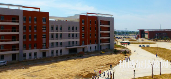 甘肅建筑材料工業(yè)學校2020年報名條件、招生要求、招生對象