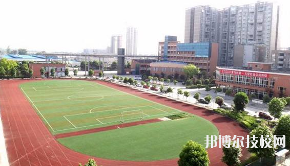 重慶潼南闇公職業(yè)高級中學(xué)2020年報(bào)名條件、招生要求、招生對象