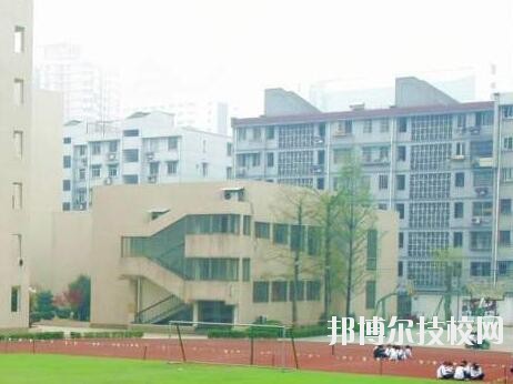 杭州人民職業(yè)學(xué)校2020年報名條件、招生要求、招生對象