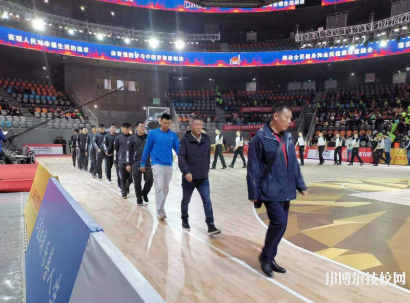 重慶忠縣職業(yè)教育中心2020年報(bào)名條件、招生要求、招生對(duì)象