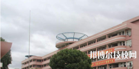 靈山第二職業(yè)技術(shù)學(xué)校2020年報(bào)名條件、招生要求、招生對(duì)象