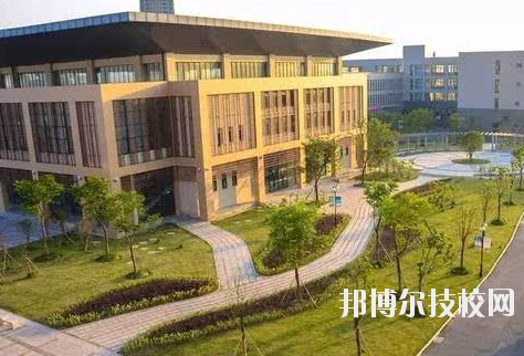 浙江科技工程學(xué)校怎么樣，好不好