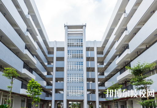 廣州財經(jīng)職業(yè)學校2020年報名條件、招生要求、招生對象
