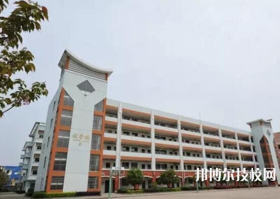 義烏城鎮(zhèn)職業(yè)技術(shù)學(xué)校2020年報(bào)名條件、招生要求、招生對(duì)象