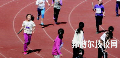 嘉峪關(guān)體育運(yùn)動(dòng)學(xué)校2020年學(xué)費(fèi)、收費(fèi)多少