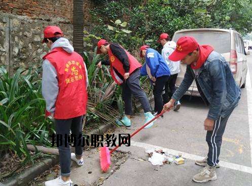 蓮花職業(yè)技術(shù)學(xué)校怎么樣、好不好