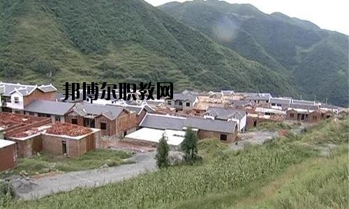 納雍中等職業(yè)學(xué)校2020年報(bào)名條件、招生要求、招生對(duì)象
