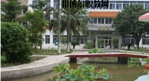 容縣職業(yè)中等專業(yè)學校怎么樣、好不好