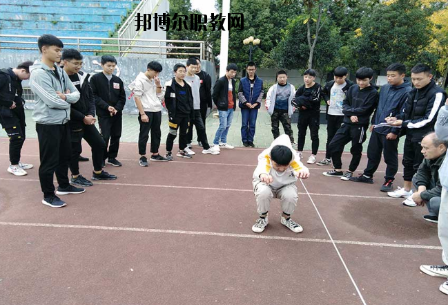 勉縣職業(yè)教育中心2020年報名條件、招生要求、招生對象 