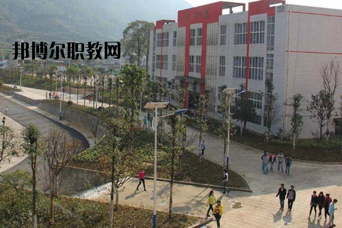 自貢市影視藝術(shù)學(xué)校2020年報(bào)名條件、招生要求、招生對(duì)象