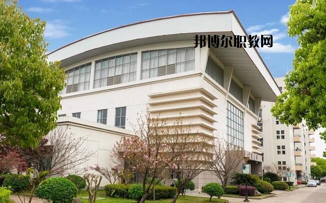 平陽縣職業(yè)教育中心2020年報名條件、招生要求、招生對象