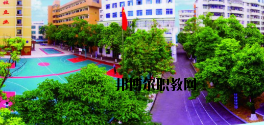 廣西欽州商貿(mào)學(xué)校2020年報名條件、招生要求、招生對象 