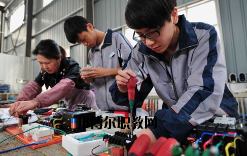 浙江商業(yè)技師學(xué)院報(bào)名條件2020年報(bào)名條件、招生要求、招生對(duì)象