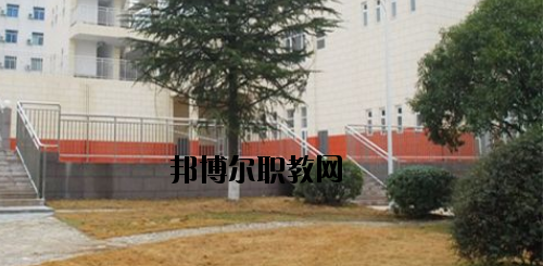 浦北第一職業(yè)技術學校2020年報名條件、招生要求、招生對象