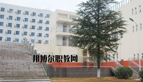 浦北第一職業(yè)技術(shù)學校2020年招生辦聯(lián)系電話