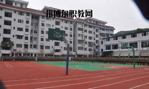 南充中等專(zhuān)業(yè)學(xué)校2020年報(bào)名條件、招生要求、招生對(duì)象