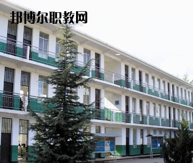 雙柏縣職業(yè)高級(jí)中學(xué)2020年報(bào)名條件、招生要求、招生對(duì)象